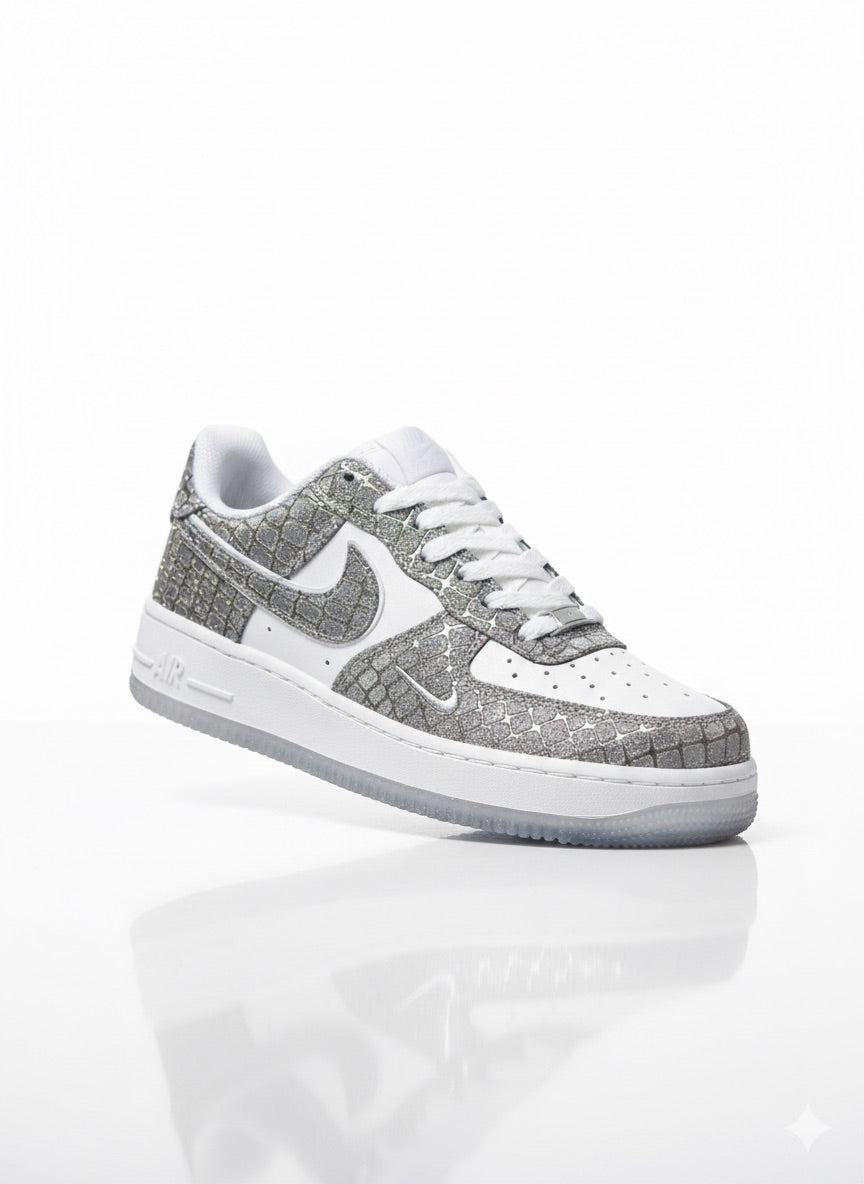 Nike Air Force 1 silver (Limited edition)