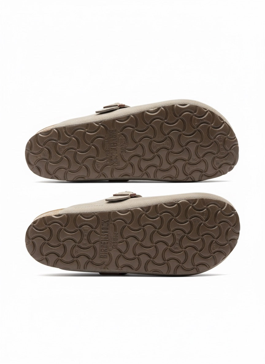 Birkenstocks beige