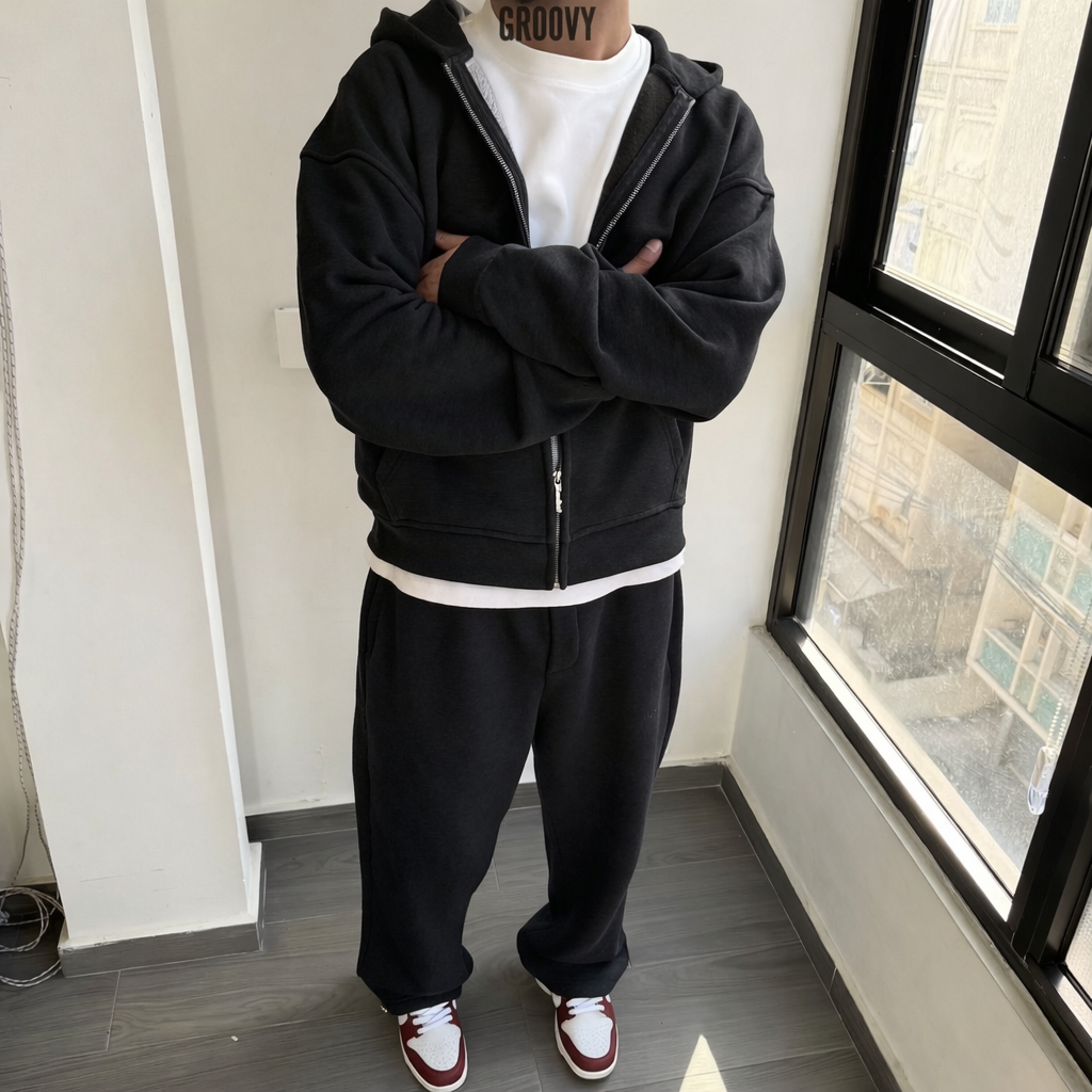 Black zip-up oversized Sweater