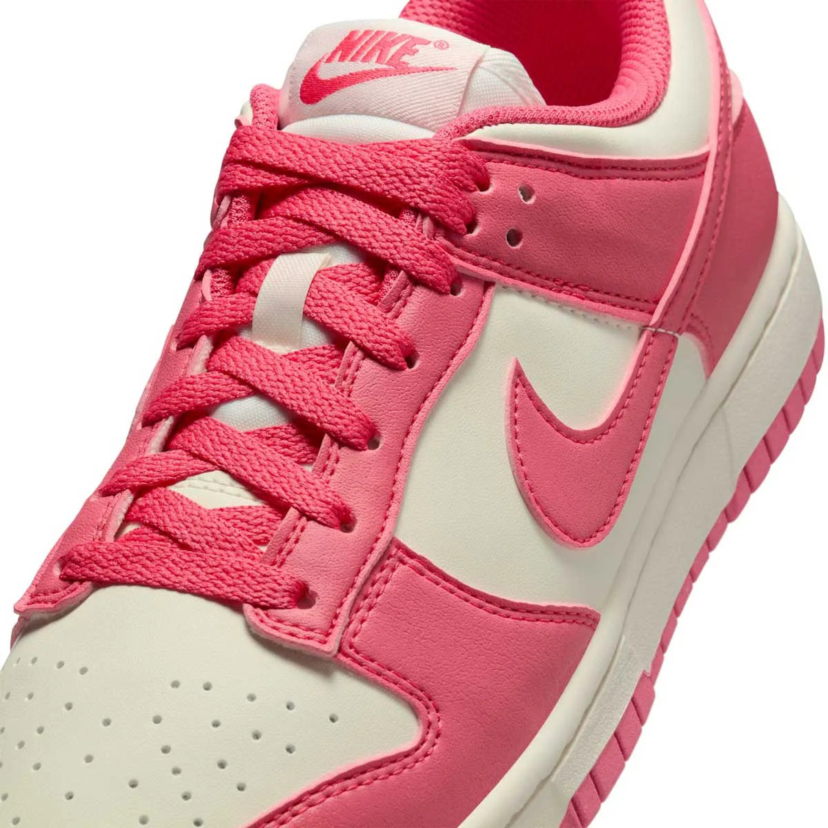 Nike Dunk Low Pink