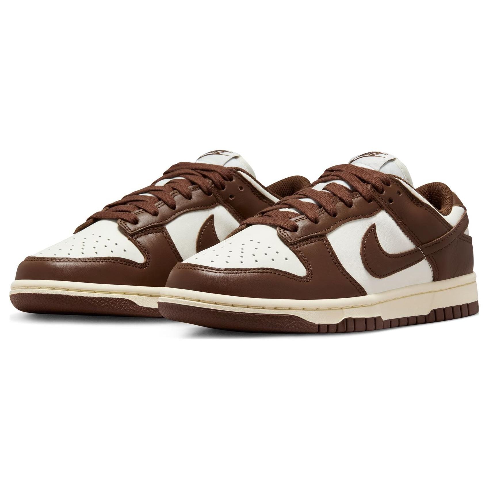 Nike Dunk Low Brown